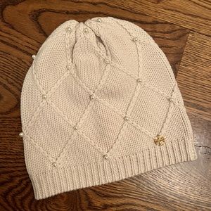 Tory Burch women’s beanie NWOT